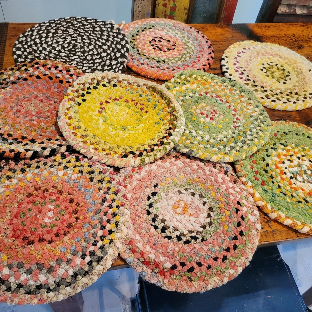 cushions/ mats